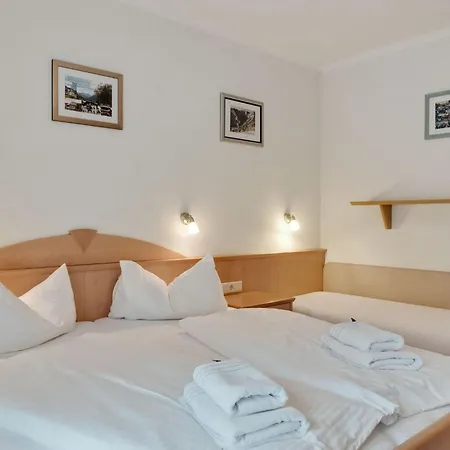 Beautiful In Zell Am Near Area Apartment