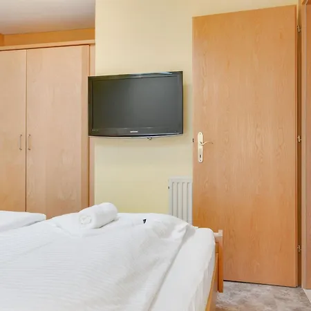 Beautiful In Zell Am Near Area Apartment