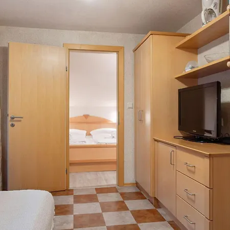 Apartment Beautiful In Zell Am Near Area Zell am See